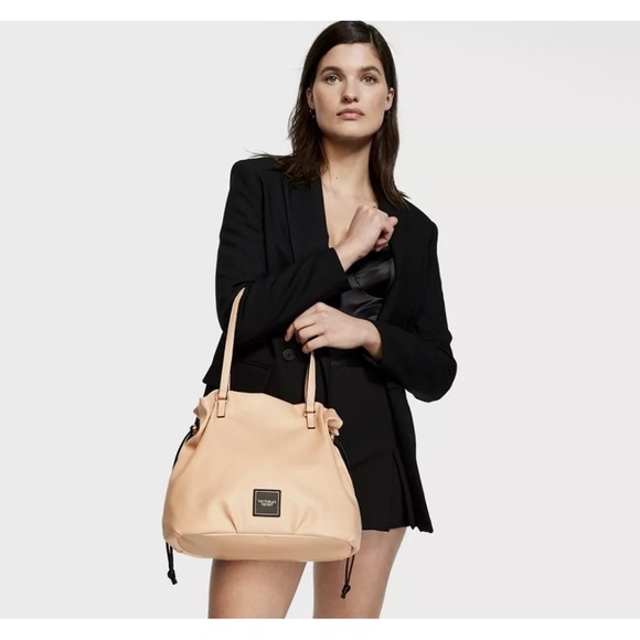 New Victoria's Secret Cinch Top Bare Tote Purse Shoulder Bag Beige Gold Black - Picture 1 of 7